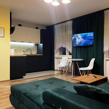 Komfortowy Apartament W Centrum Явожно Екстер'єр фото