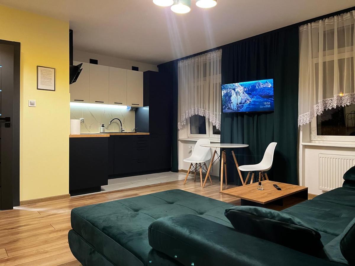 Komfortowy Apartament W Centrum Явожно Екстер'єр фото