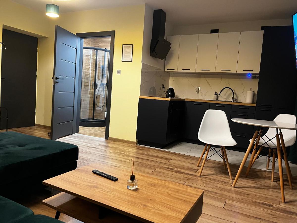 Komfortowy Apartament W Centrum Явожно Екстер'єр фото